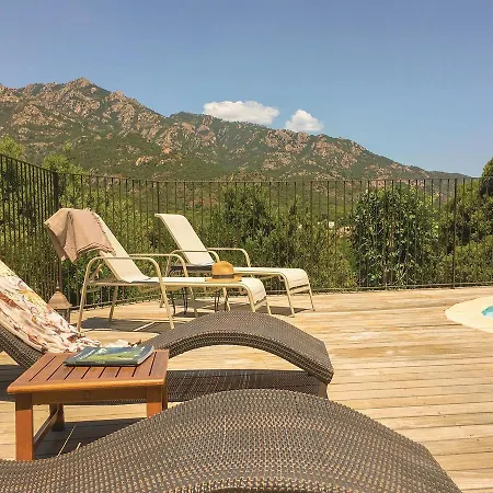 Two-bedroom Holiday In Vecchio Porto-Vecchio (Corsica)
